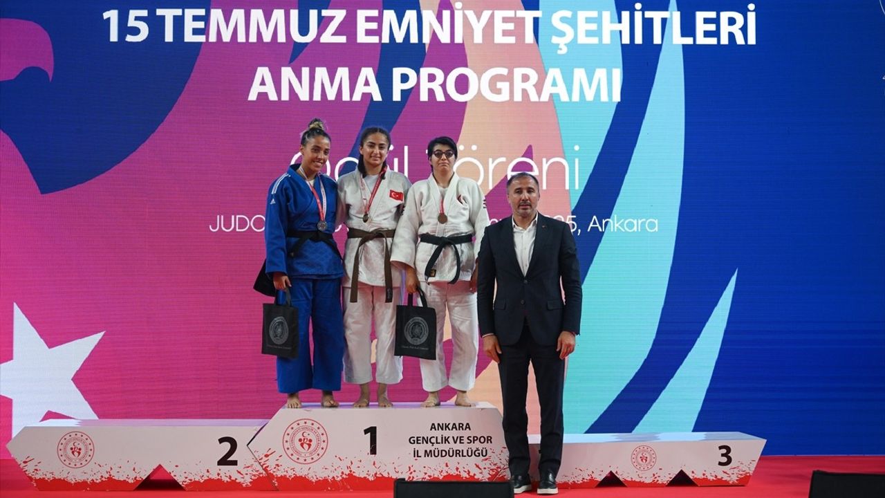 15 Temmuz Şehitleri Ankara'da Anıldı