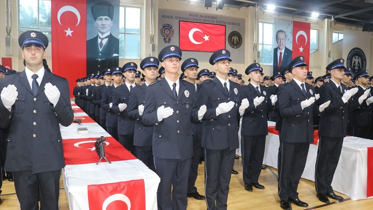 323 Polis Adayı Mezuniyet Töreninde Yemin Etti