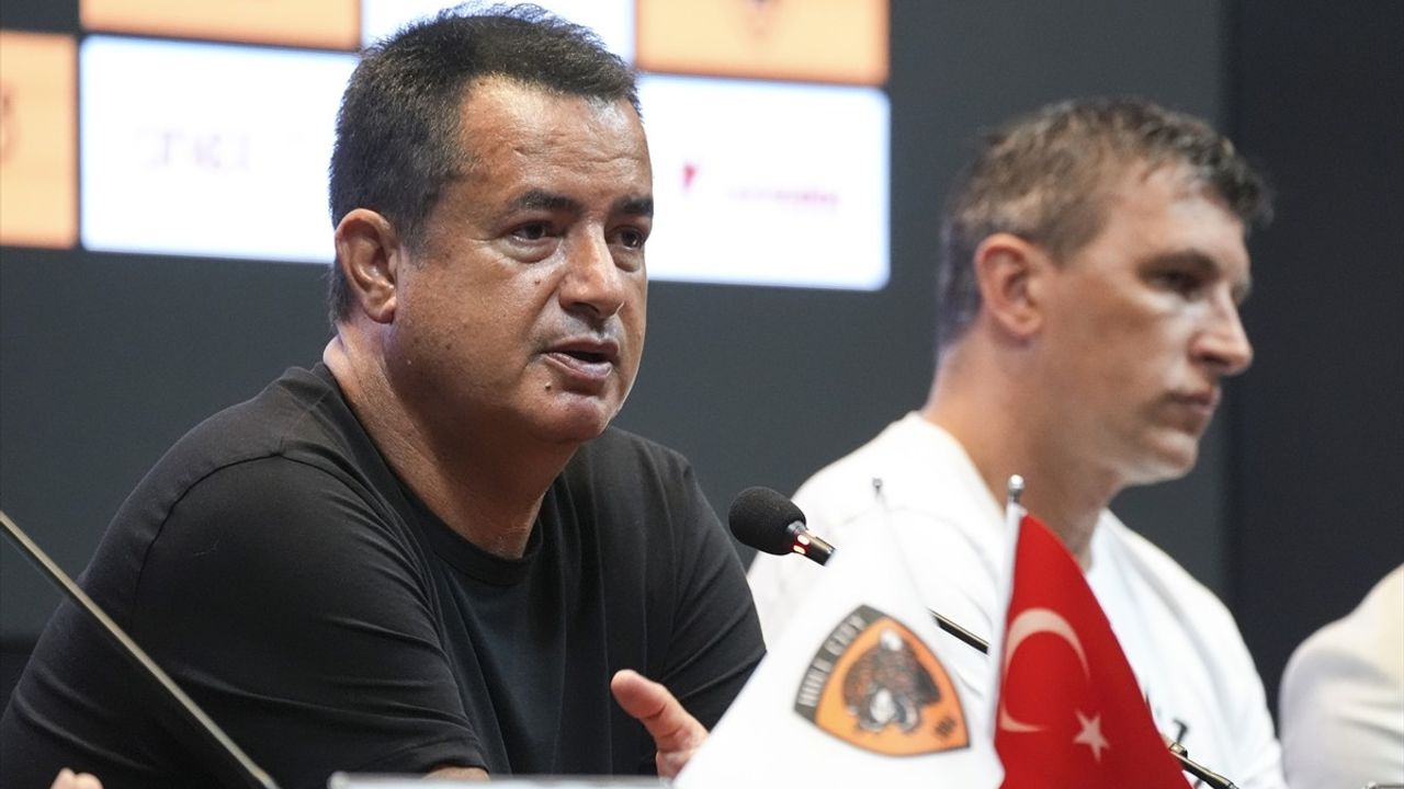 Acun Ilıcalı Hull City'yi Satmayı Düşünmüyor