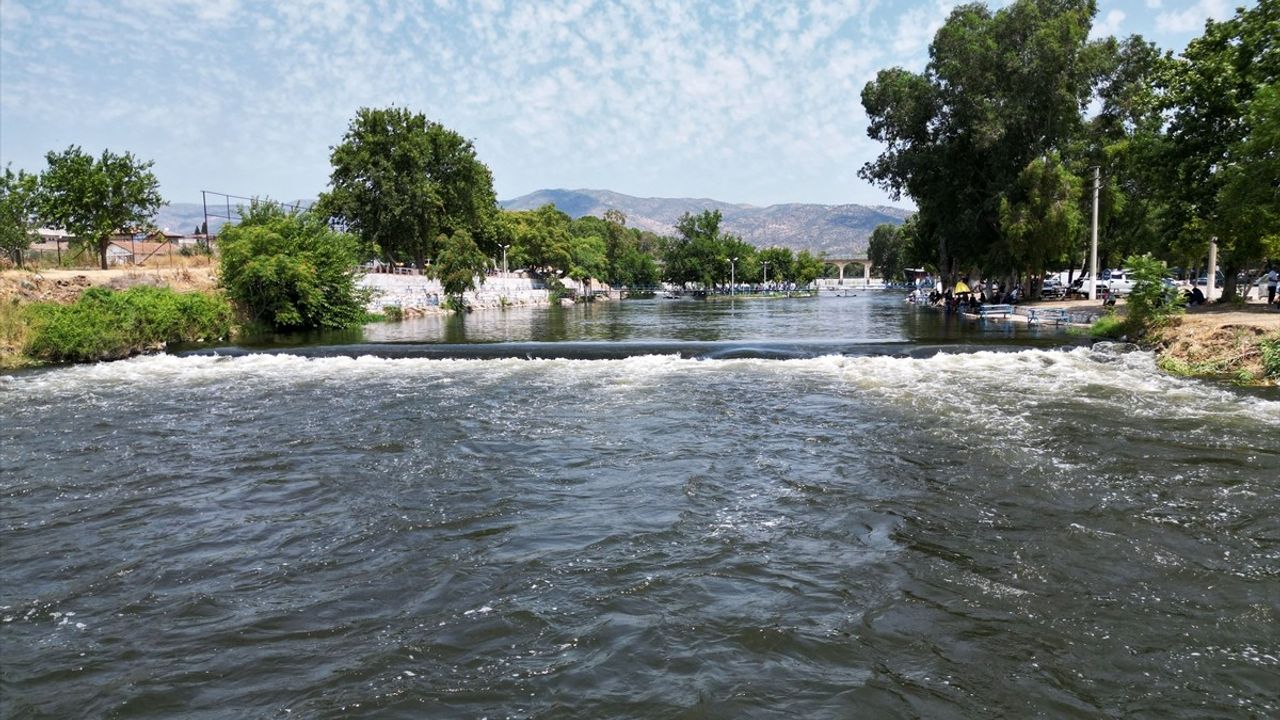 Adala Kanyonu'nun Su ile Buluşması