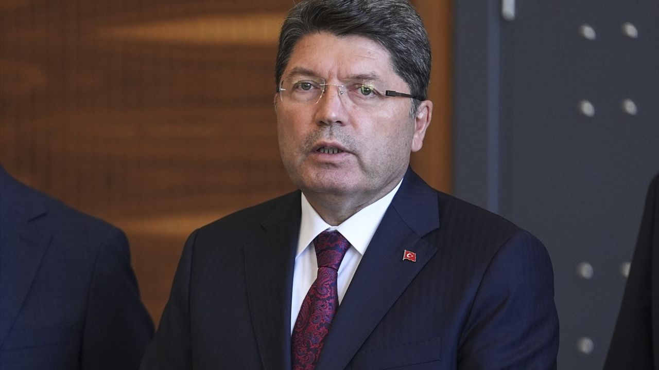 Adalet Bakanı Tunç'tan Tahliye İddialarına Yanıt