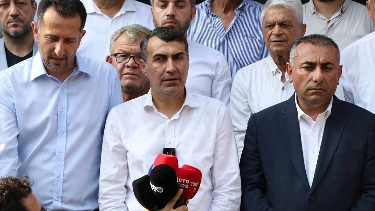 Adana'da Yeni Başkan Vekili Güngör Geçer Seçildi