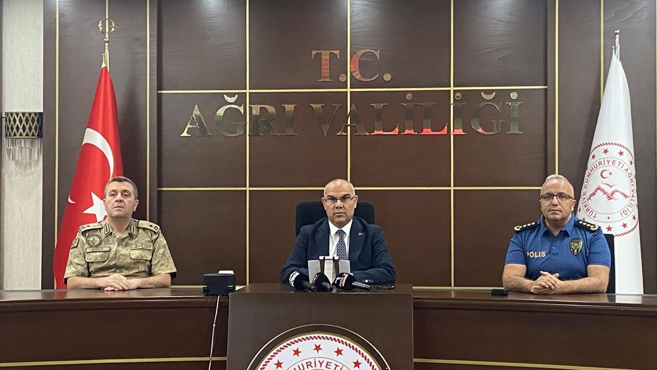 Ağrı'da Düzensiz Göçmen Girişi Engellendi