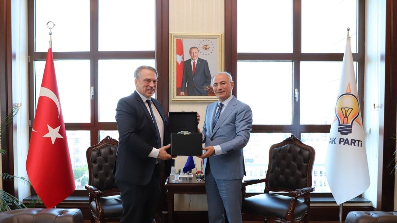 Ala ve Ossowski'den Verimli Görüşme