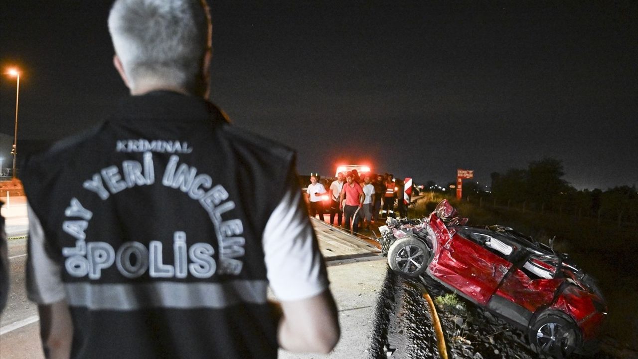 Ankara'da Feci Trafik Kazası: 3 Kişi Hayatını Kaybetti