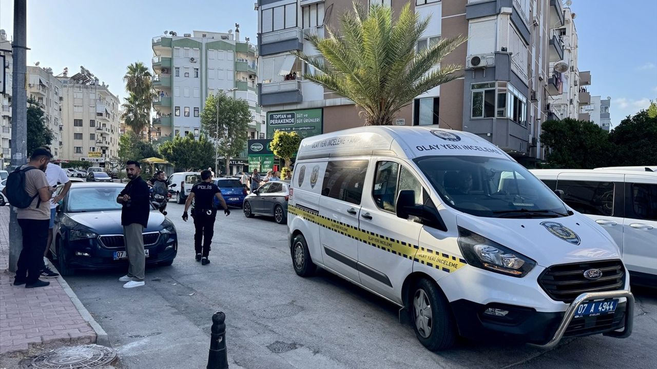 Antalya'da Bıçaklanmış Olayı: Şüpheli Gözaltında