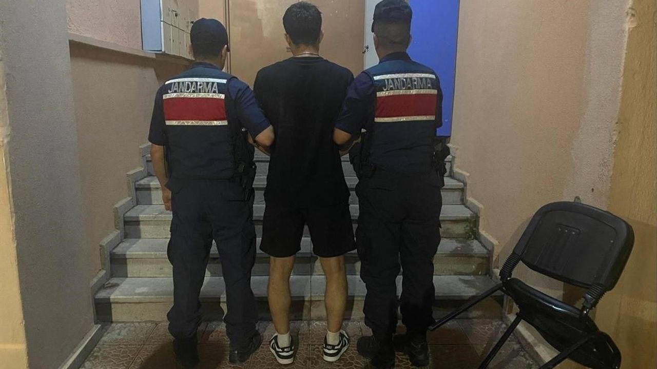 Artvin'de Uyuşturucu Operasyonu: İki Şüpheli Tutuklandı
