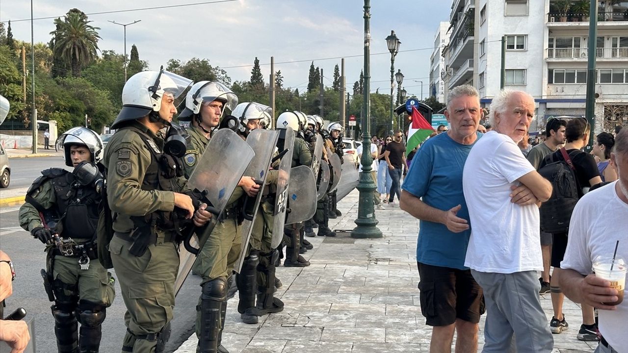 Atina'da Filistin'e Destek Eylemi