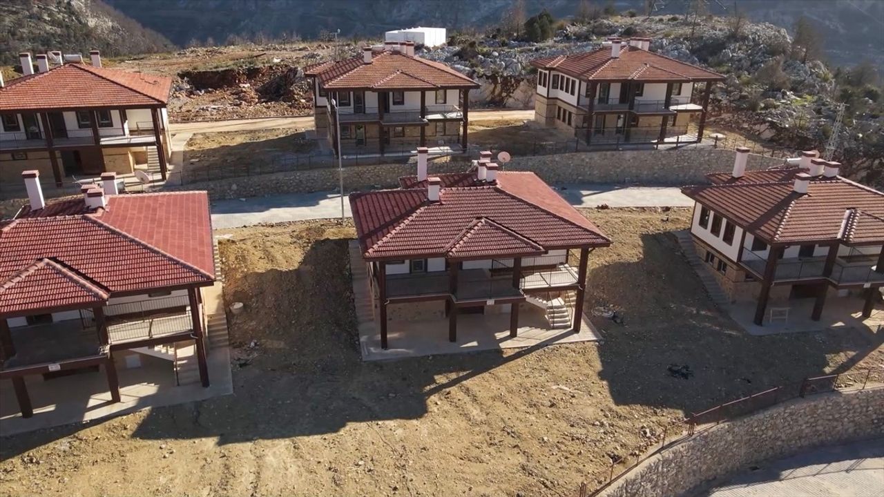 Bakan Kurum: Manavgat Yangını Sonrası Yaralar Sarılacak