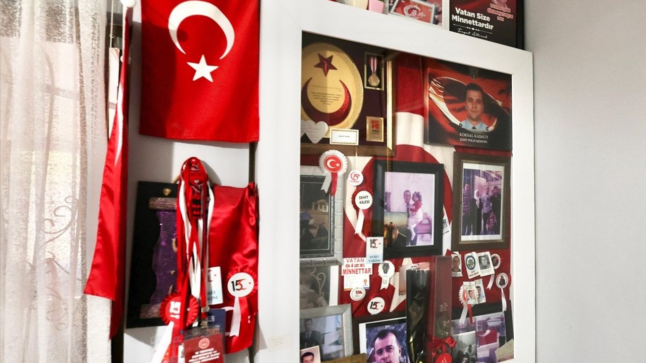 Bakan Yerlikaya, Şehit Kaşaltı'nın Ailesini Ziyaret Etti