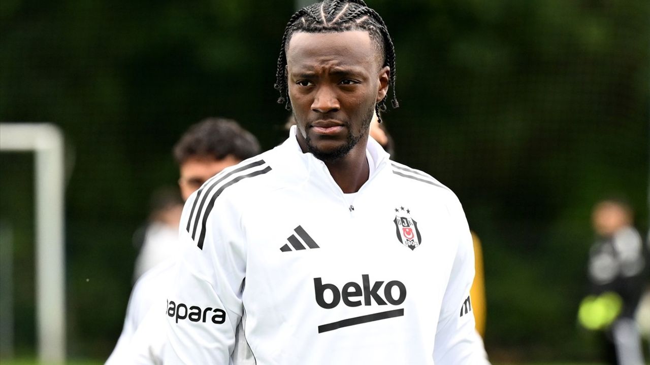 Beşiktaş'ın Yeni Transferi Tammy Abraham ile İlk Antrenman