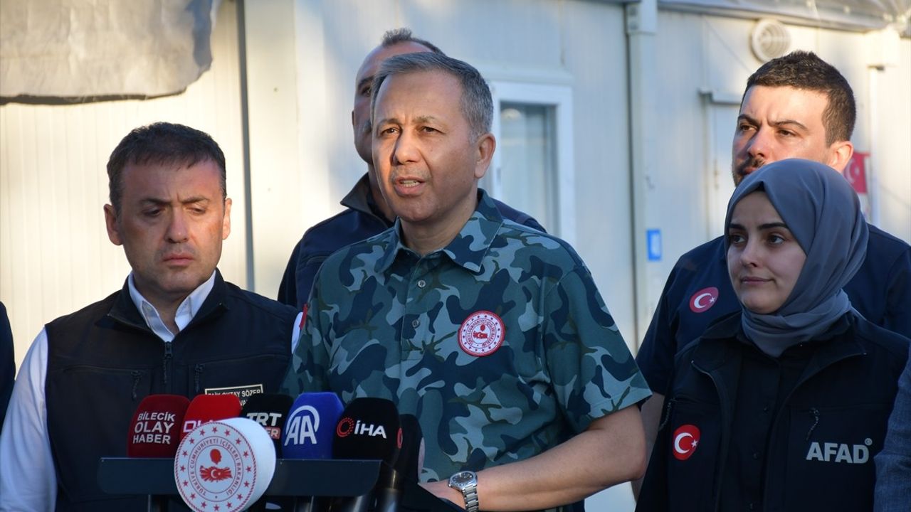 Bilecik'teki Orman Yangınları Sonrası İnceleme: İçişleri Bakanı Yerlikaya'nın Ziyareti