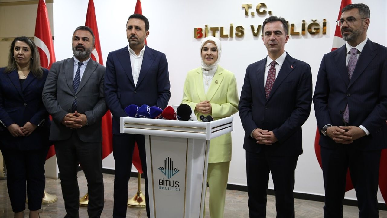 Bitlis’te Aile ve Sosyal Hizmetler Bakanı Göktaş’tan Önemli Açıklamalar