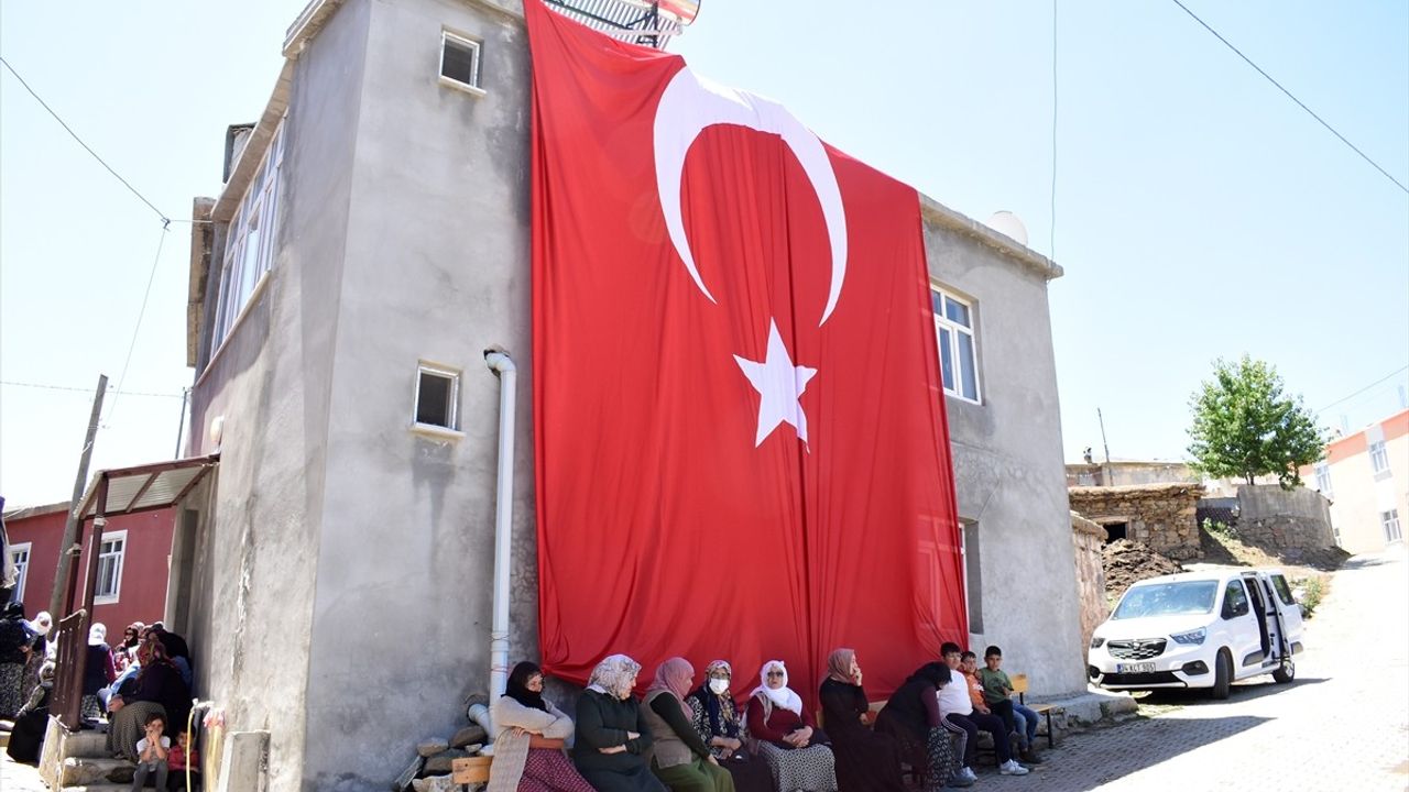 Bitlis'te İki Askerin Şehit Olduğu Acı Olay