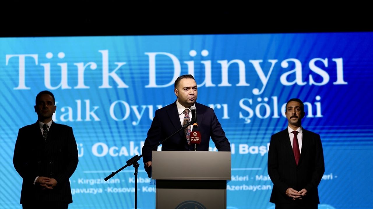 Bursa'da Türk Dünyası Halk Oyunları Şöleni Gerçekleştirildi