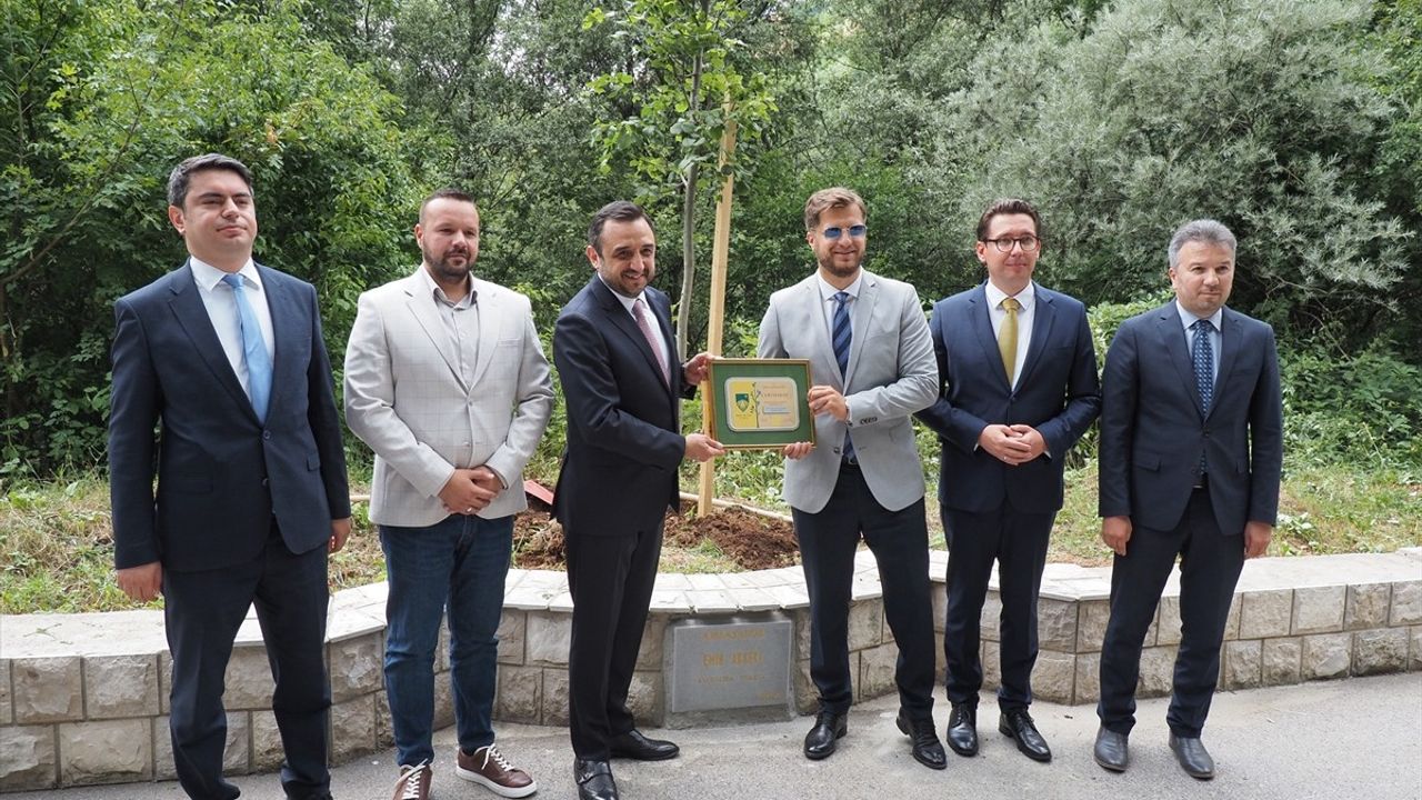 Büyükelçi Emin Akseki İçin Hatıra Fidanı Dikildi