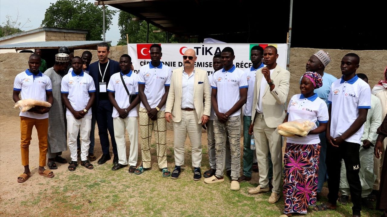 Büyükelçi Öskiper'in Kamerun Ziyareti ve TİKA Projeleri