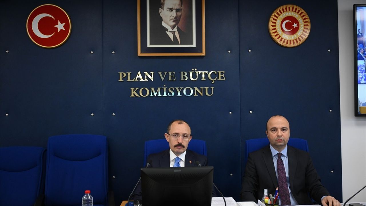 Çalışma Hayatı Düzenlemeleri TBMM'de Görüşülüyor