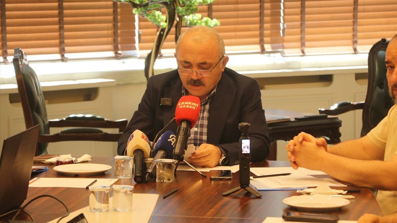 Çankırı'da İçme Suyu Krizi: Güldürcek Barajı'ndaki Seviyeler Düşüyor