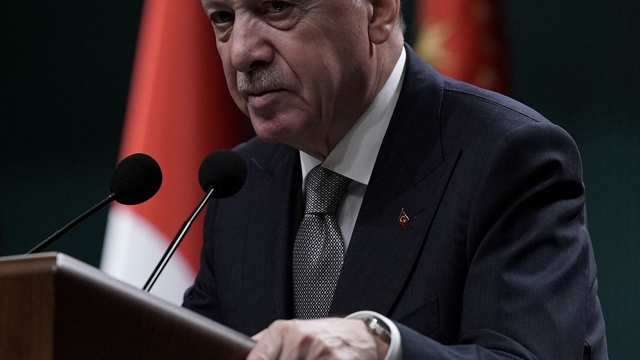Cumhurbaşkanı Erdoğan'dan Güçlü Mesaj: Ülkemizi Yarım Asırlık Engellerden Kurtarmaya Kararlıyız