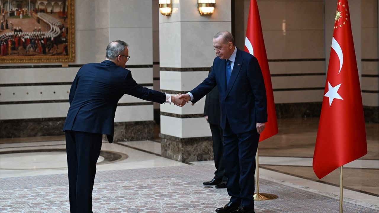 Cumhurbaşkanı Erdoğan Dört Ülkenin Büyükelçilerini Kabul Etti