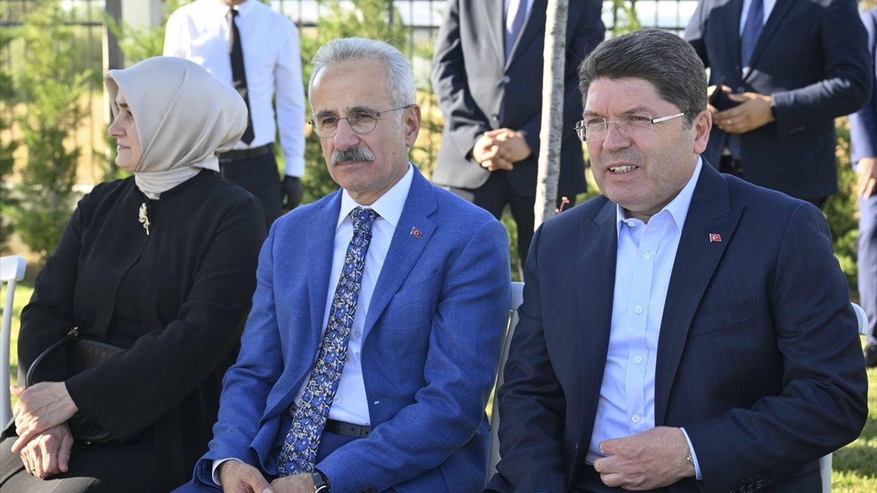 Danıştay Başsavcısının Kızı Evlendi