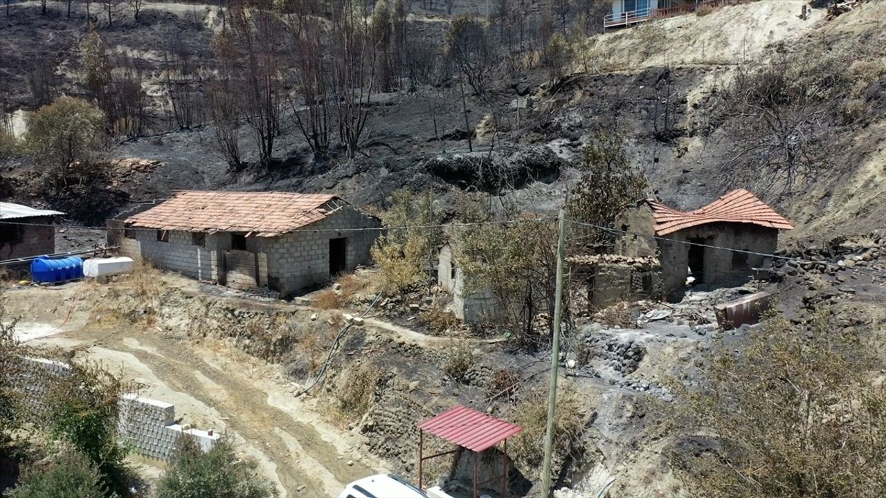 Deprem ve Yangın: Aysel Erbaş'ın İkinci Afeti