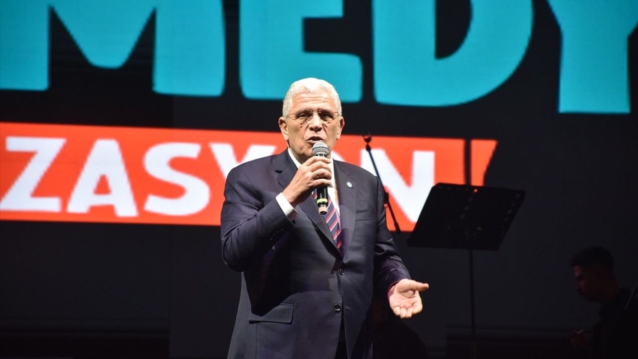 Dervişoğlu Afyonkarahisar'da Vişne ve Eber Sarısı Festivali'ne Katıldı