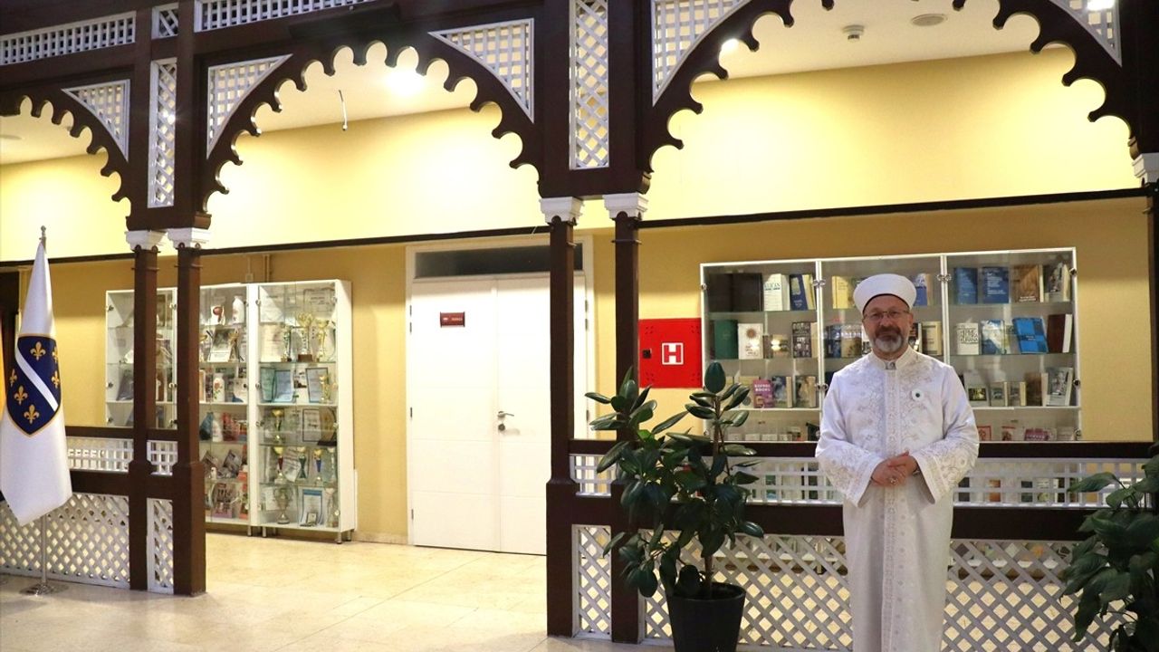 Diyanet İşleri Başkanı Ali Erbaş'tan Bosna'da Şehit Selami Yurdan'a Ziyaret