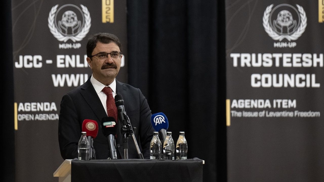 Diyanet İşleri Başkanı Erbaş, BM'yi Eleştirdi: Gençler Umut Olmalı