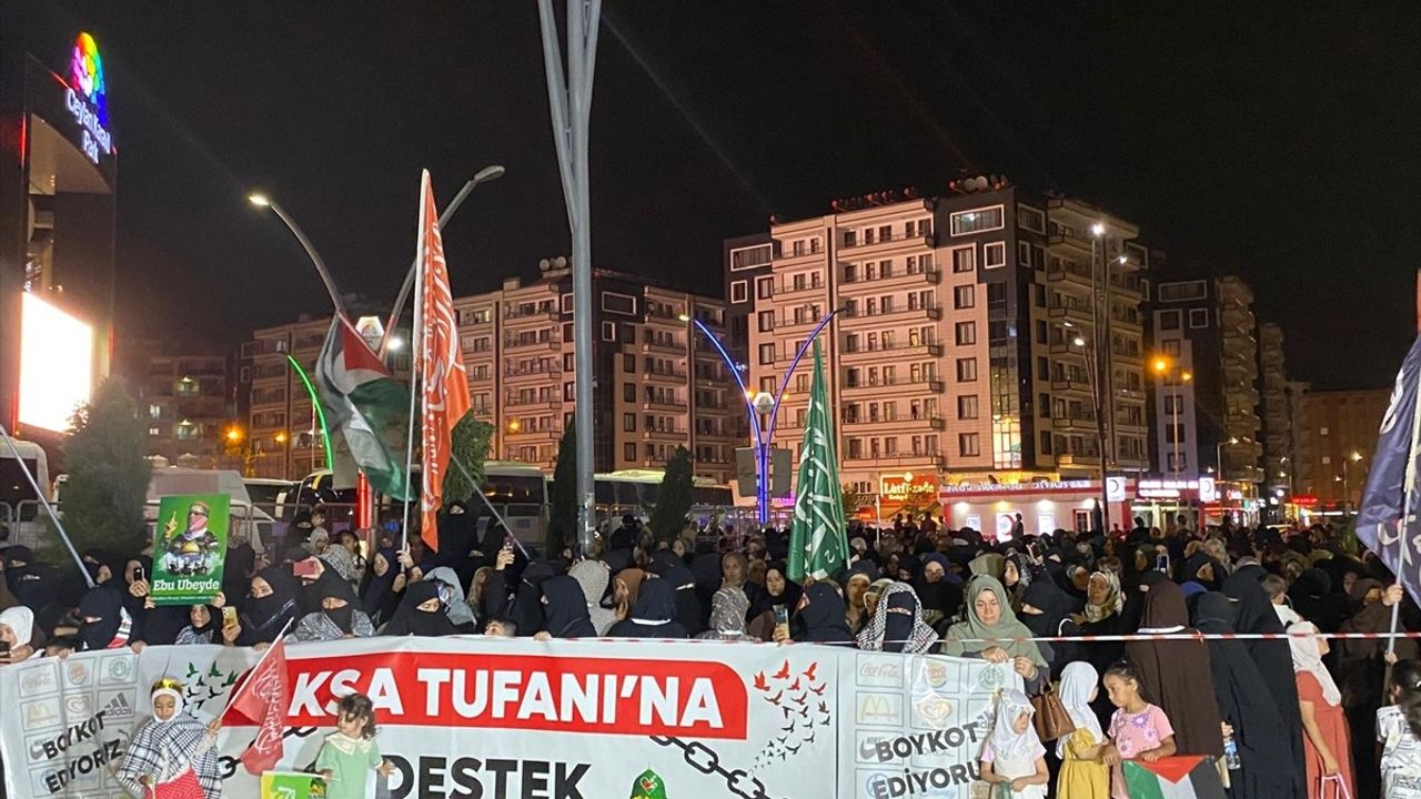Diyarbakır'da Gazze Saldırıları Protesto Edildi
