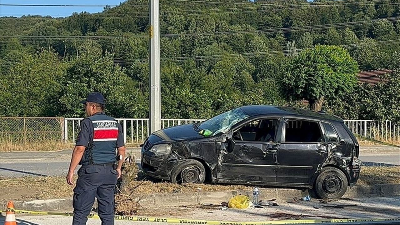 Düzce'de Trafik Kazası: 8 Yaşındaki Çocuk Hayatını Kaybetti