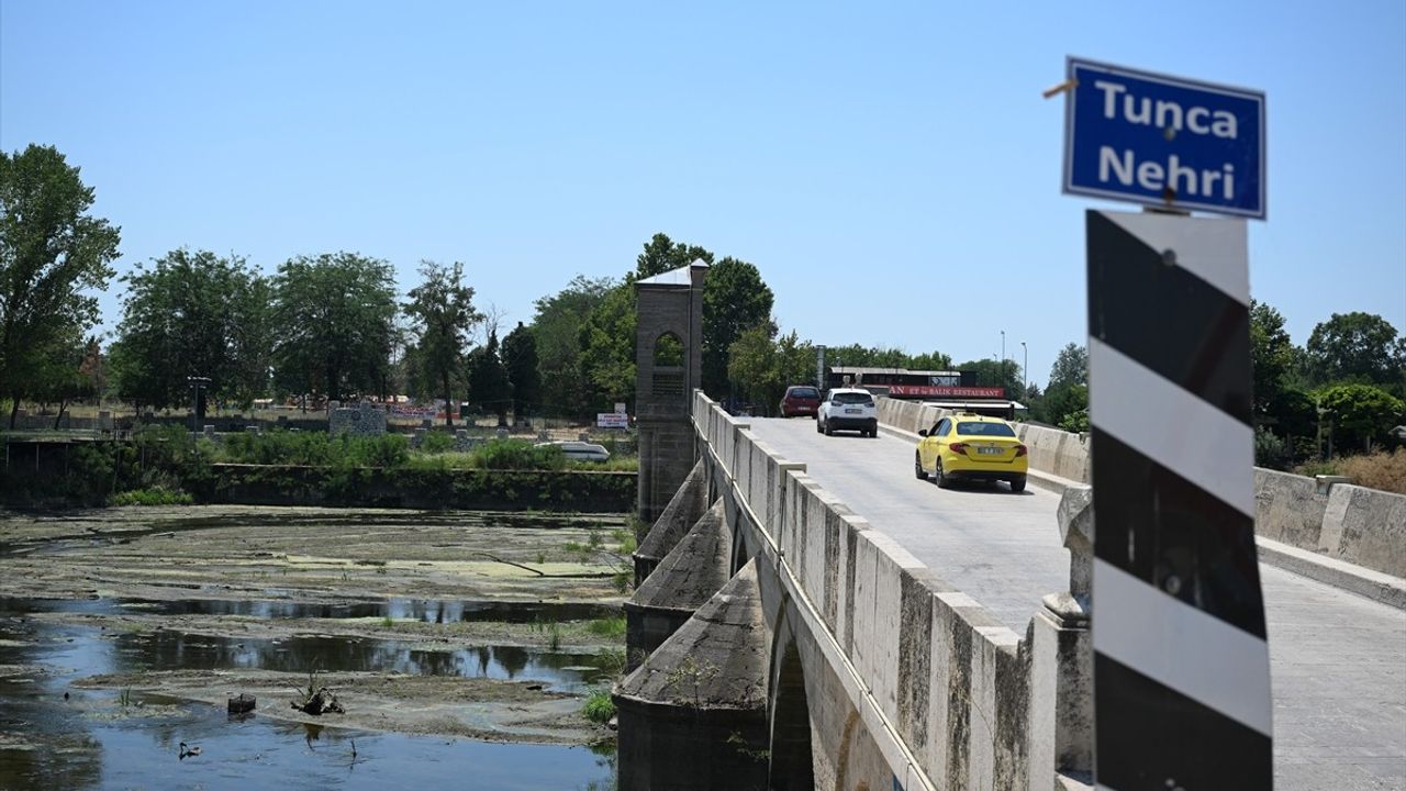 Edirne'deki Nehir Debileri Düşüyor