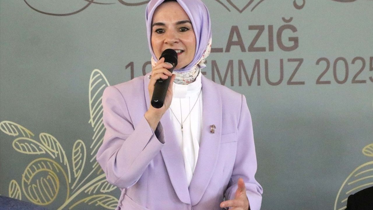 Elazığ'da 'Şehrin Kadınları ile Nesilden Nesile Aile' Programı
