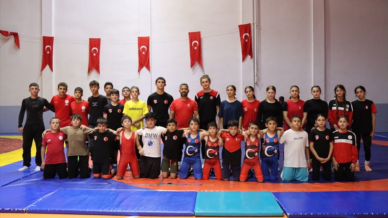 Elmira Yasin: Olimpiyat Hedefiyle Hedefe Kilitlenen Genç Güreşçi