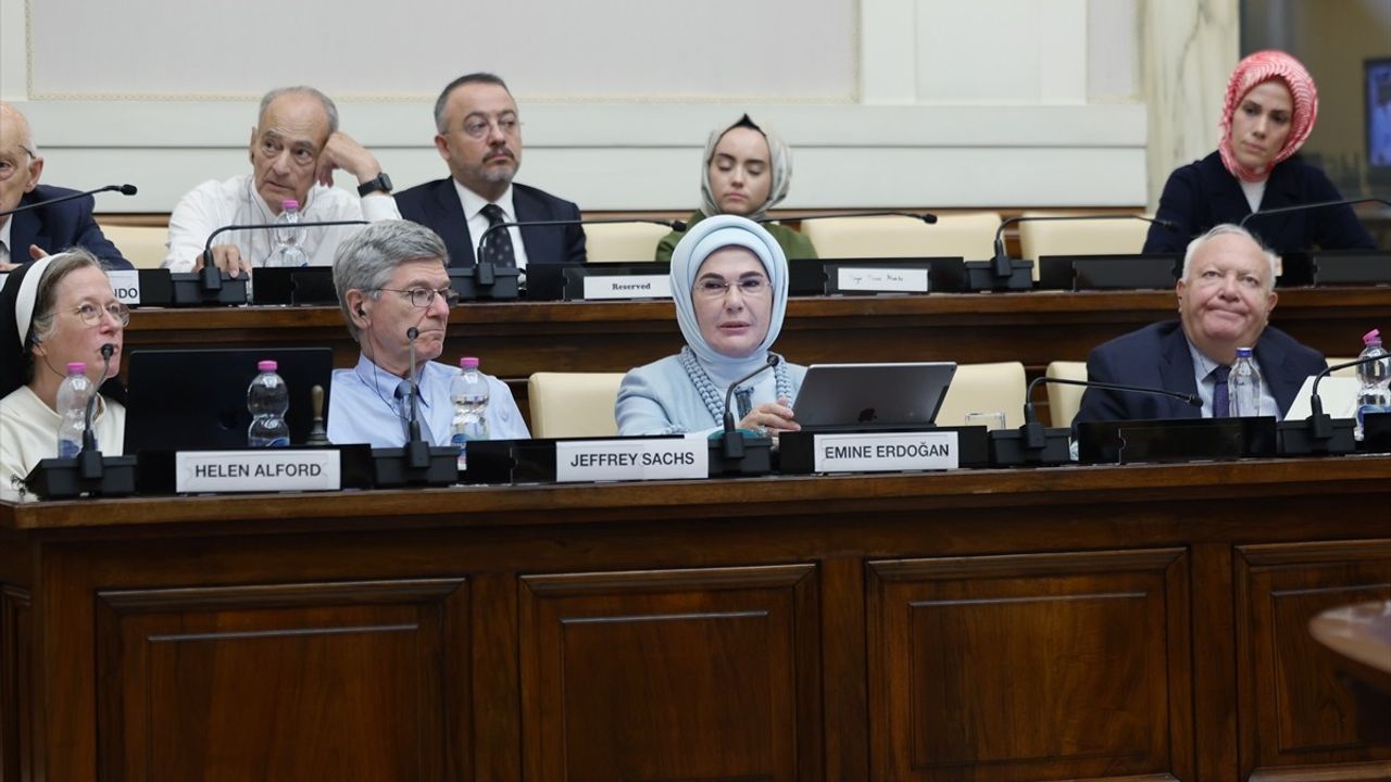 Emine Erdoğan'ın Vatikan'daki Mesajı: Küresel Adalet ve Birlik