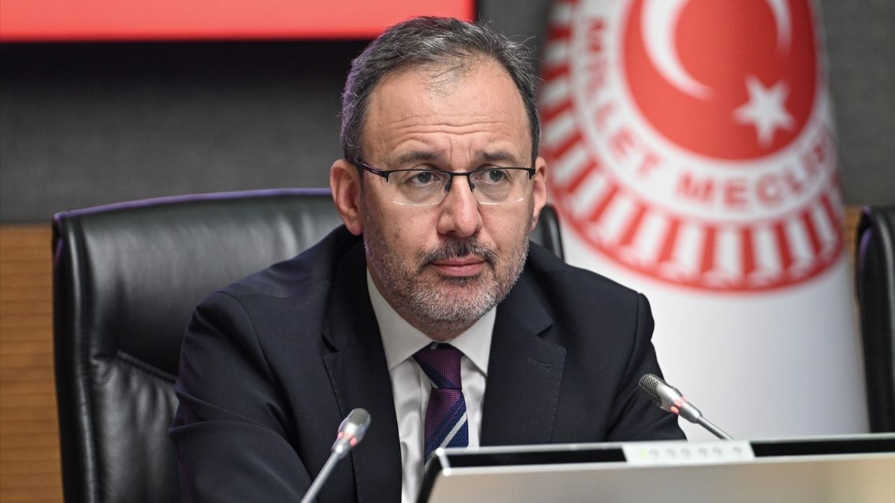 Engellilerin Sorunlarını Araştırma Komisyonu, Aile ve Sosyal Hizmetler ile Sağlık Bakanlığı Yetkililerini Dinledi