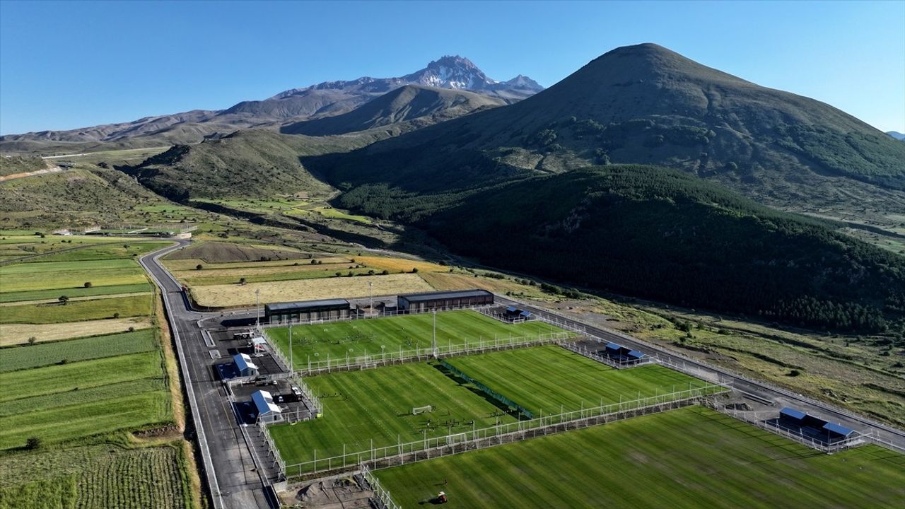 Erciyes Yüksek İrtifa Kamp Merkezi'nin Yeni Sezon Hazırlıkları