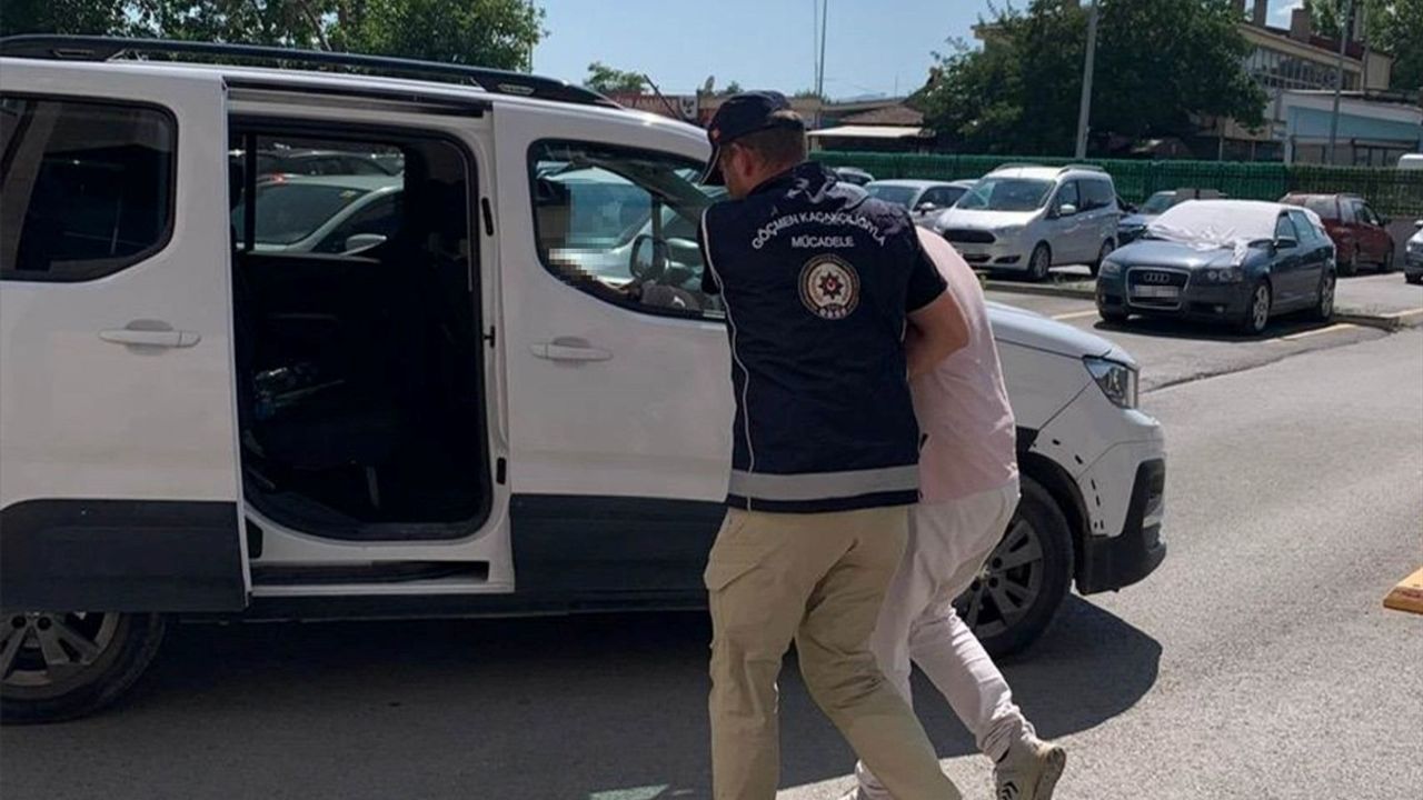 Erzincan'da Göçmen Kaçakçılığı Operasyonu: İki Şüpheli Tutuklandı