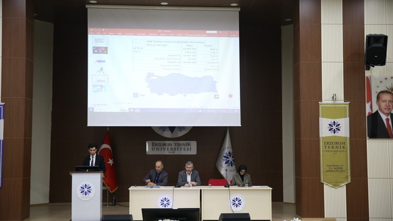Erzurum'da 15 Temmuz Konulu Panel Gerçekleştirildi