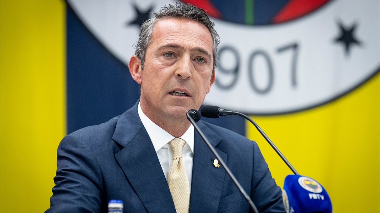 Fenerbahçe'de Yeni Transferler ve Sponsorluk Anlaşmaları