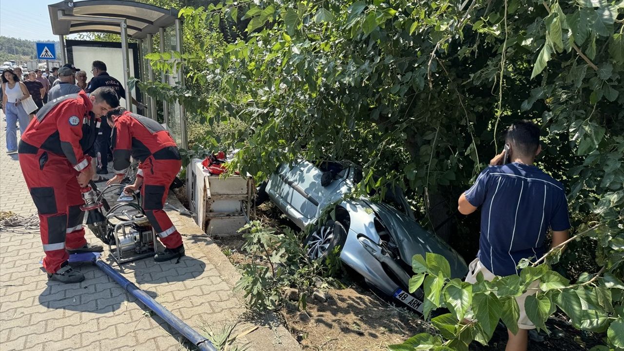 Fethiye'de Otomobil Kazası: 2 Ölü, 1 Yaralı