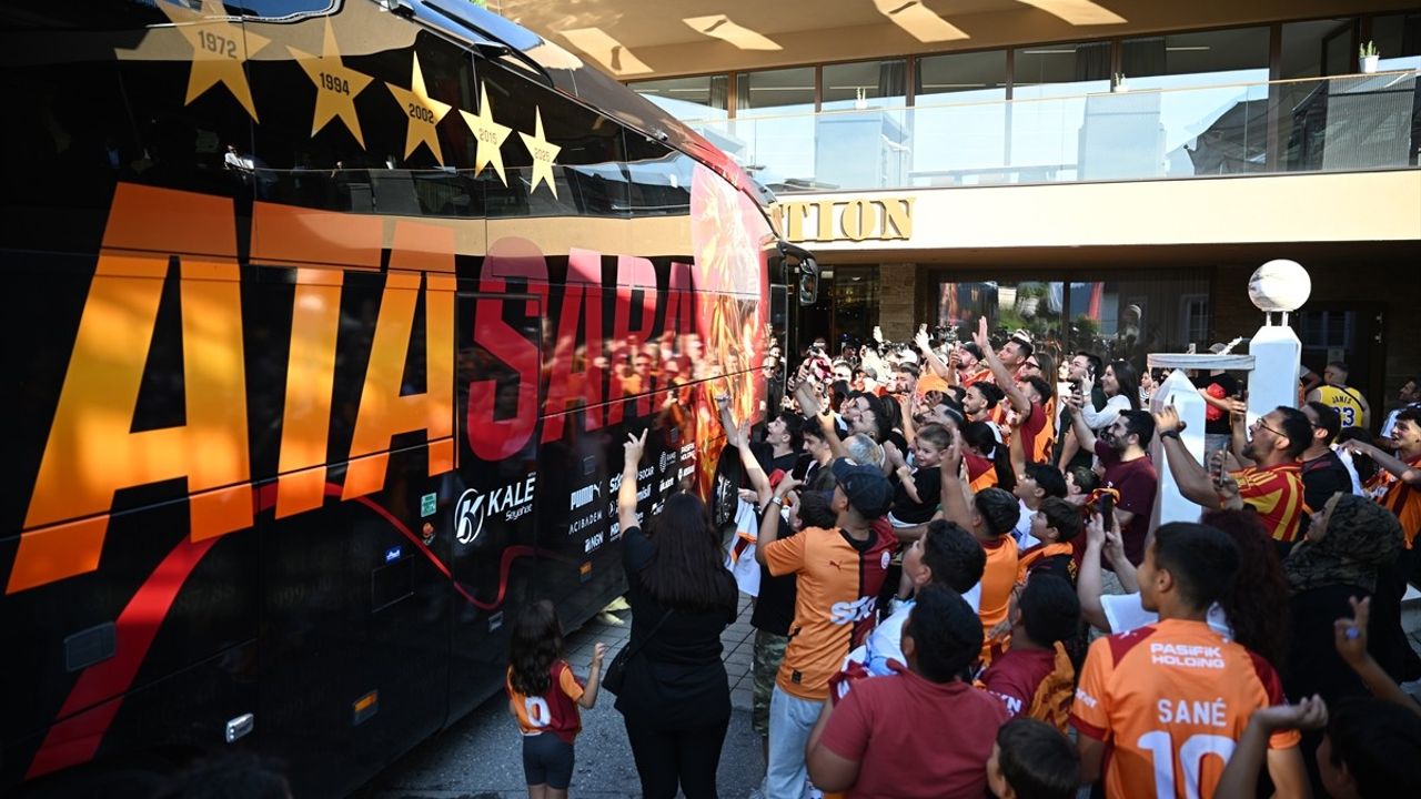 Galatasaray Avusturya'da Sezon Öncesi Kampına Başladı