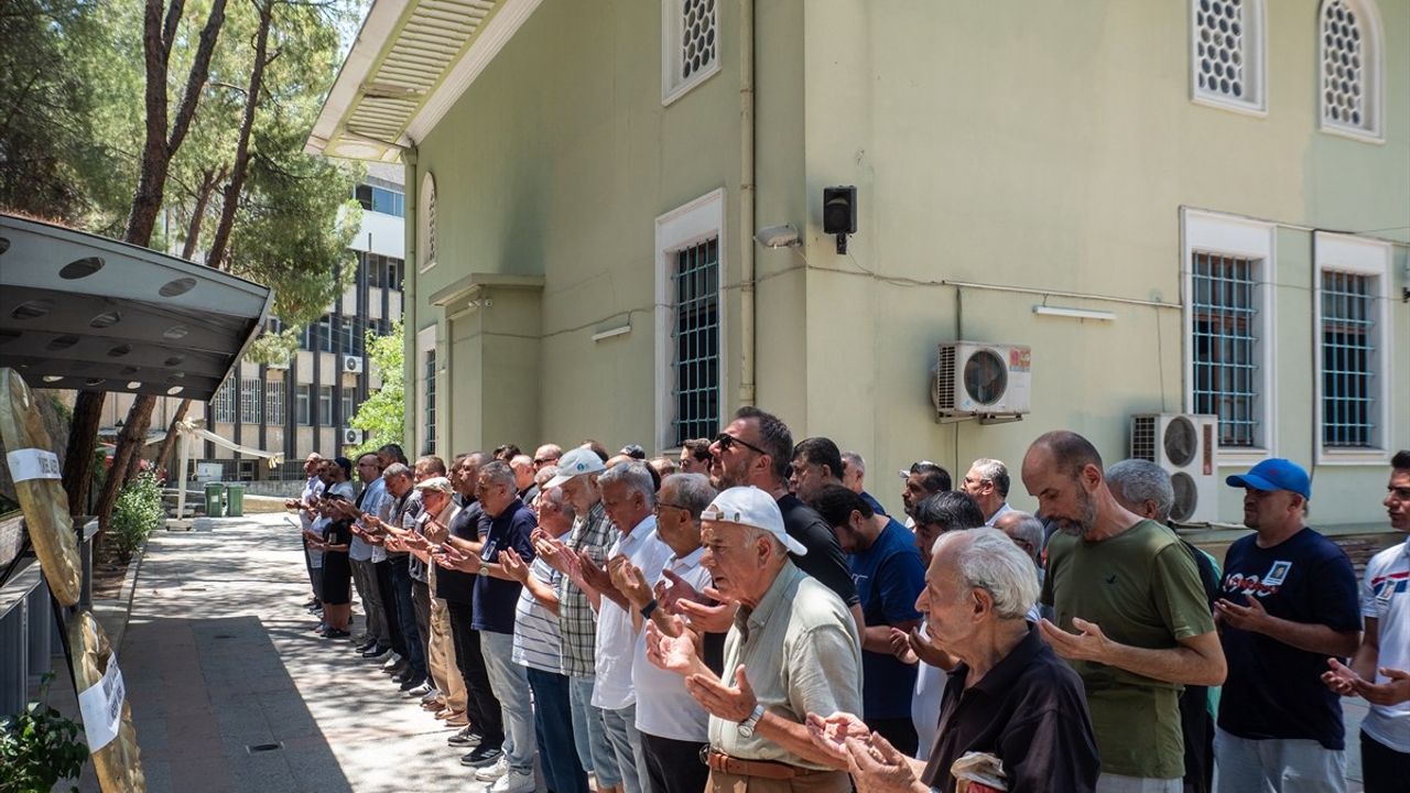 Gençlerbirliği Eski Futbolcusu Orhan Yüksel Hayatını Kaybetti