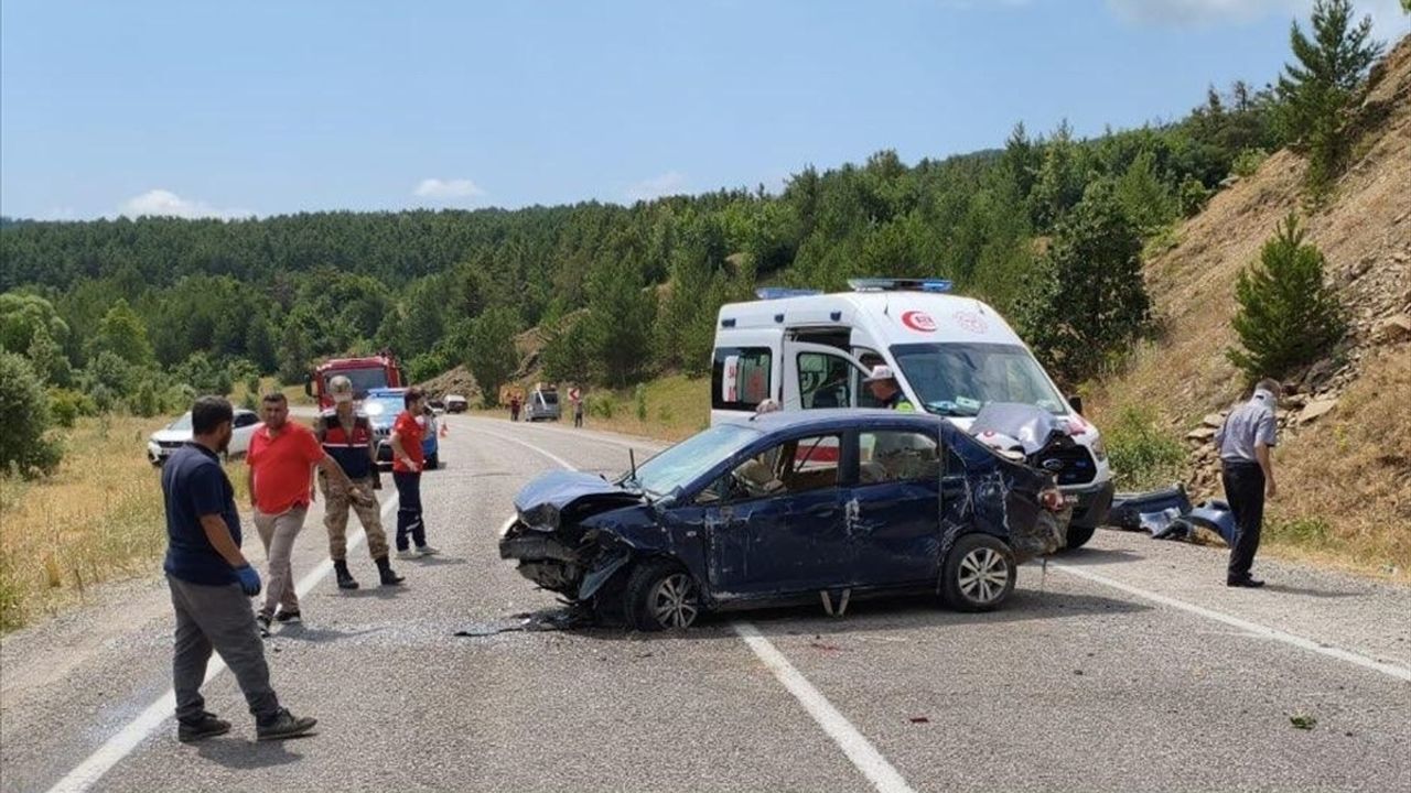 Gümüşhane'de Trafik Kazası: 4 Yaralı