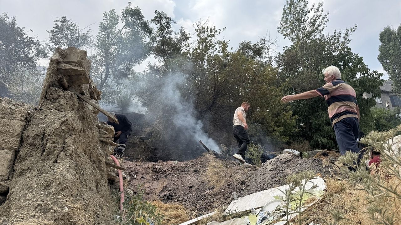 Hakkari'de Yangın Kontrol Altına Alındı