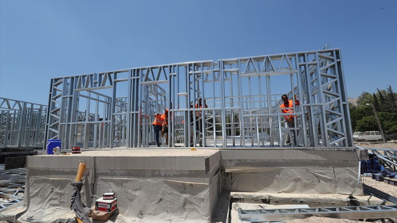 Hatay Antakya'da Kırsal Afet Konutları İnşaatı Devam Ediyor