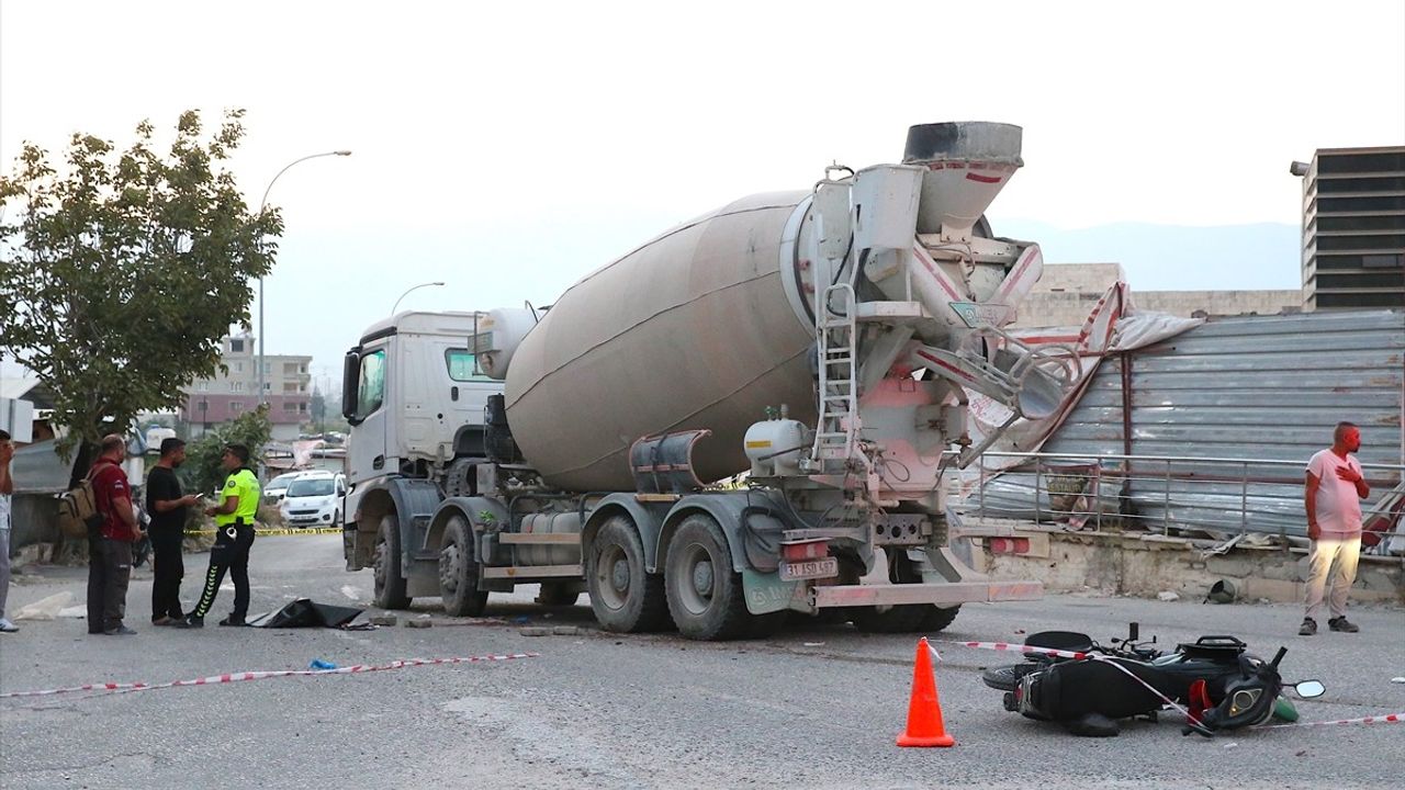 Beton Mikseri ile Motosiklet Çarpıştı: İki Kişi Hayatını Kaybetti