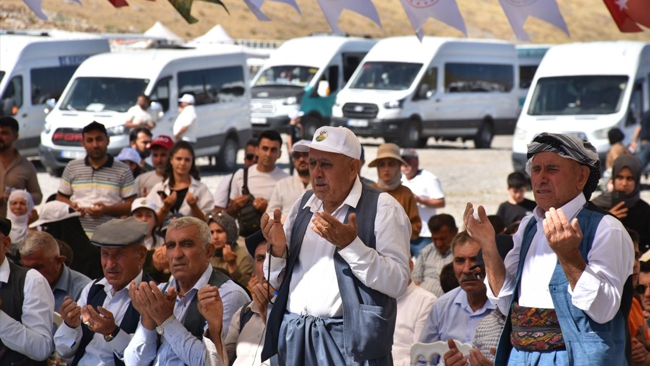 Hz. Nuh Camisi Temel Atma Töreni Şırnak'ta Gerçekleşti