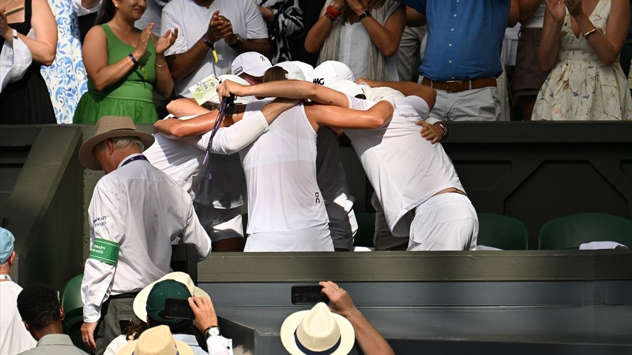 Iga Swiatek Wimbledon'da Tarihe Geçti